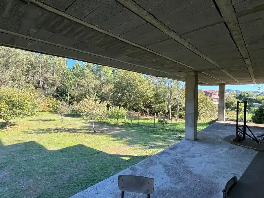 Terrassa de Casa o xalet en venda en Cangas  amb Aire condicionat i Balcó