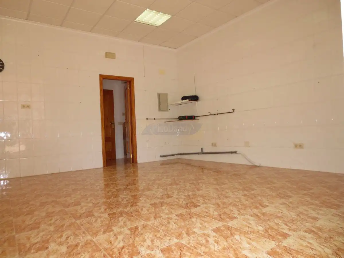 Geschaftsraum zur Miete in Murcia