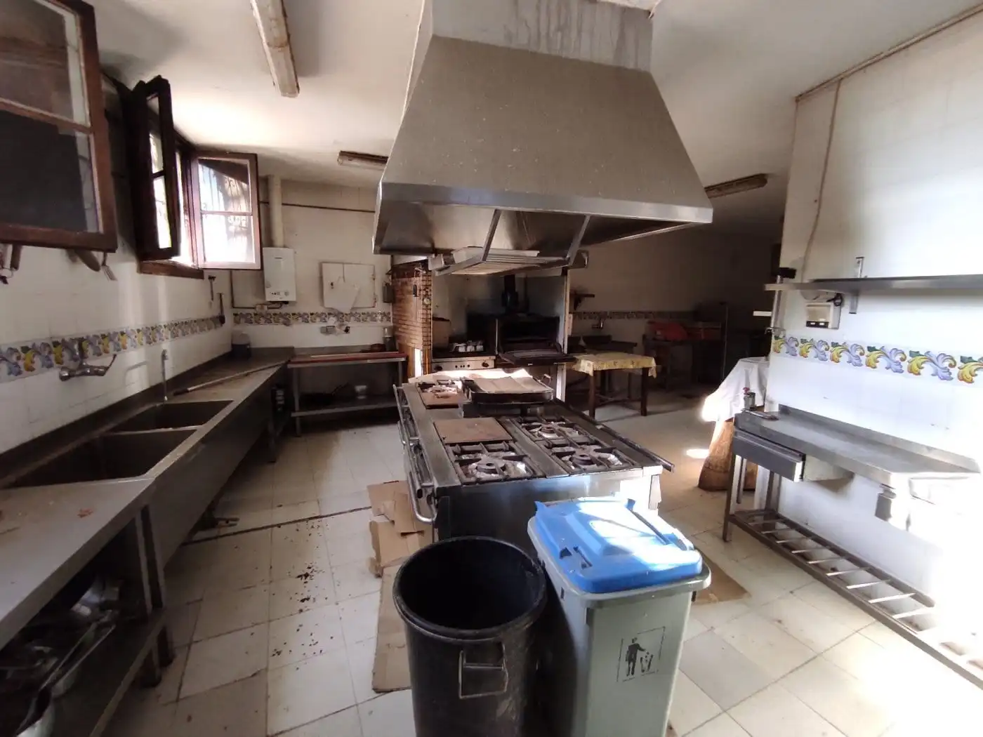Cocina de Edificio en venta en Santovenia de la Valdoncina
