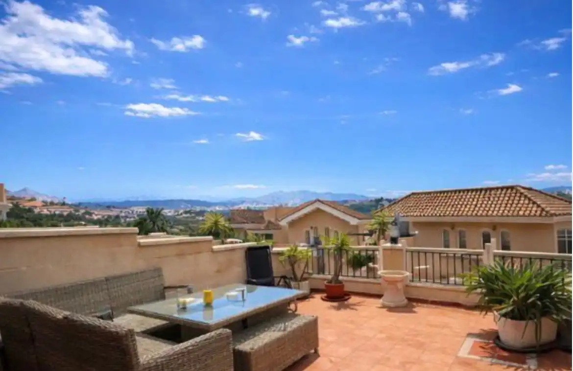 Maison avec piscine à vendre à La Duquesa, imagen 3