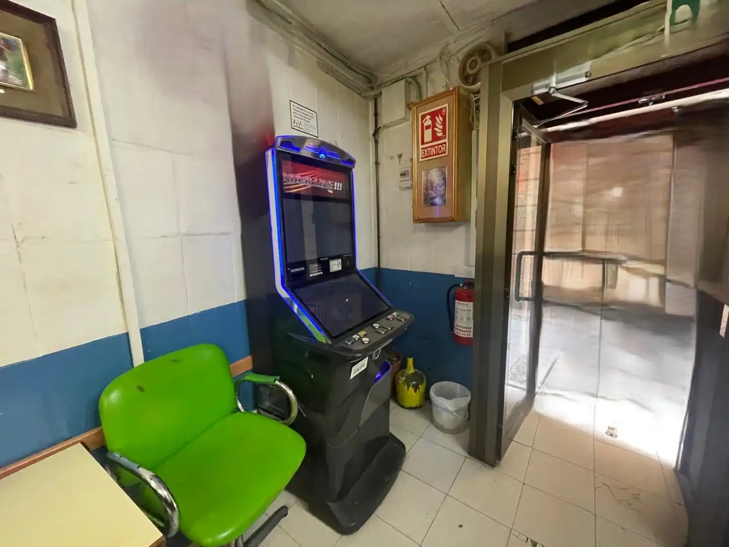 Local en venta en Barcelona con Aire acondicionado, Amueblado y Alarma