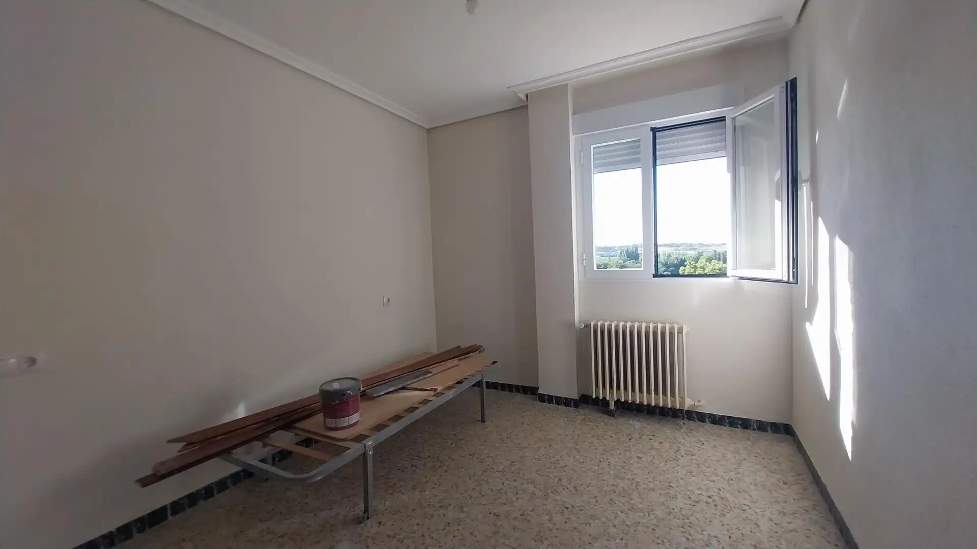 Wohnung zur Miete in Barrio España