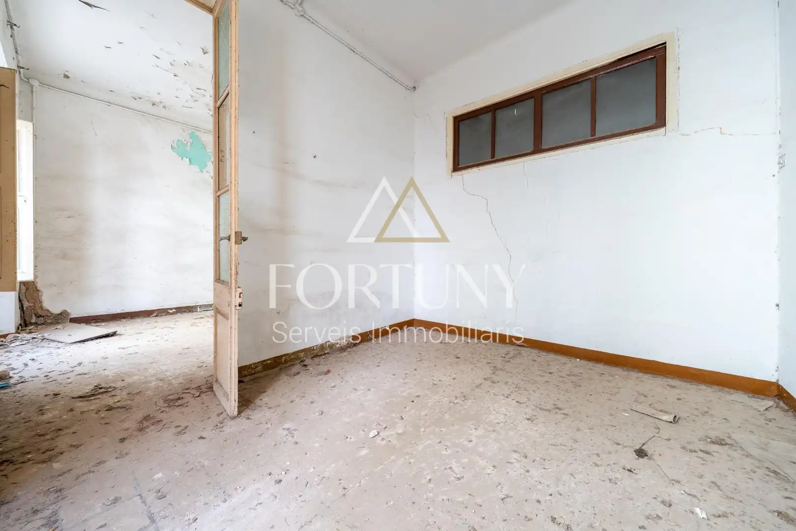 Edificio en venta en TORRES JORDI, L'Espluga de Francolí
