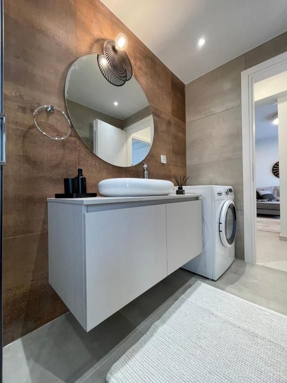Bathroom of Flat to rent in Oviedo   with Air Conditioner, Furnished and Pets allowed