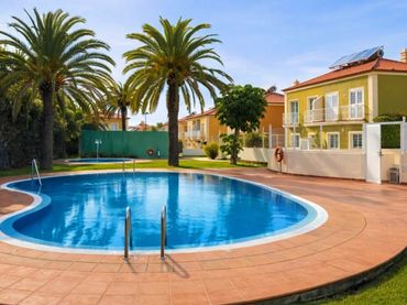 Casa con piscina en venta en La Quinta