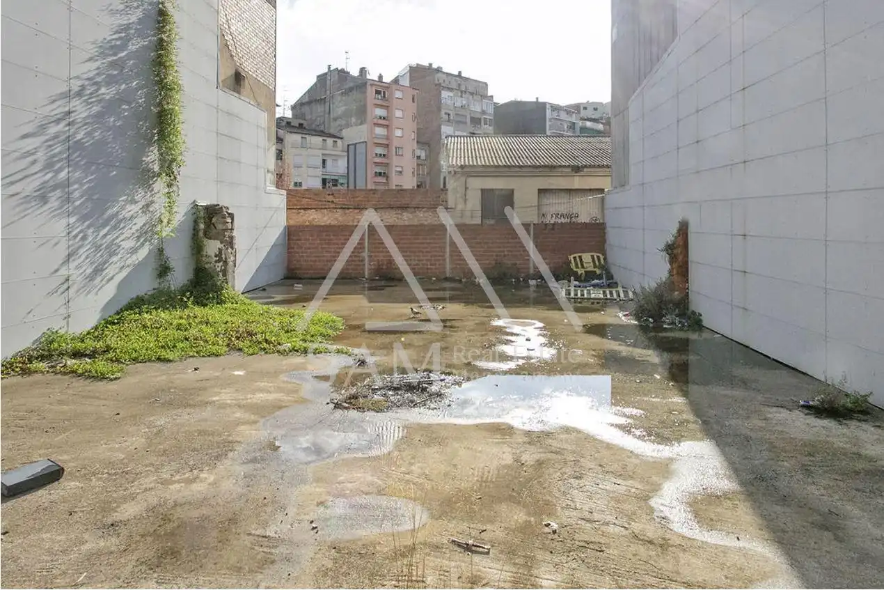 Lands and plots for sale in Centre - Passeig i Rodalies, imagen 4