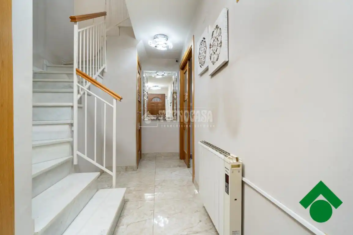 Detached homes for sale in Atarfe  with Air Conditioner and Terrace