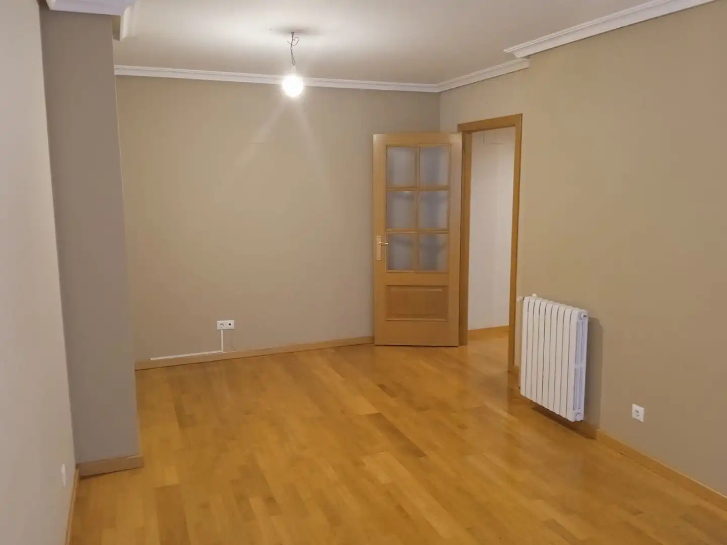Wohnung zur Miete in Calle del Concejo de Castrillon, 2, Viesques