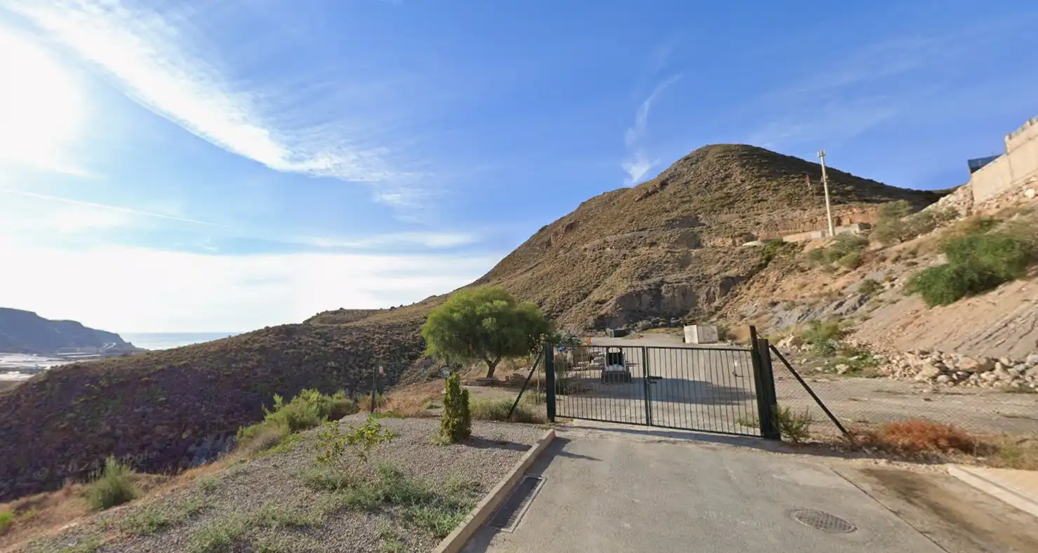Terreno residencial en venta en Calle los Nogales 26