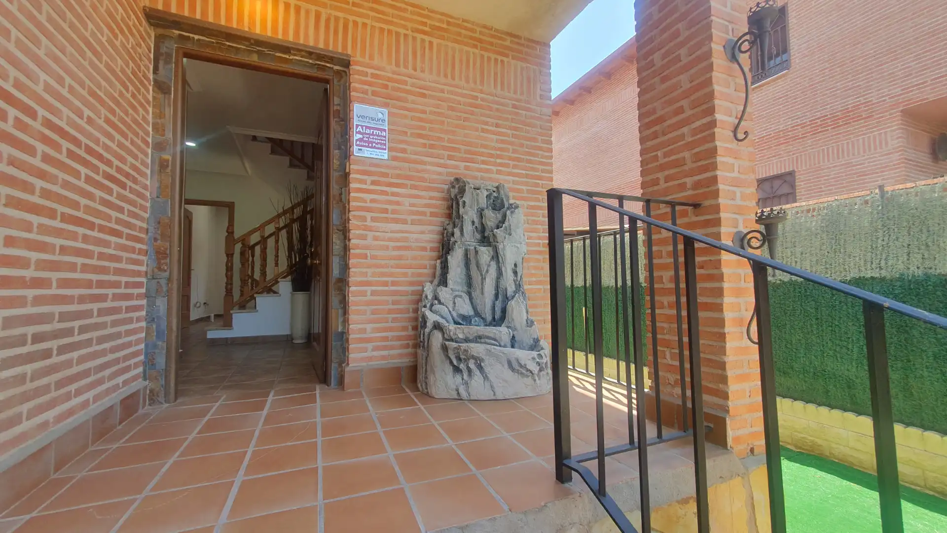 Casa adosada en venda en Olías del Rey amb Aire condicionat, Calefacció i Jardí privat