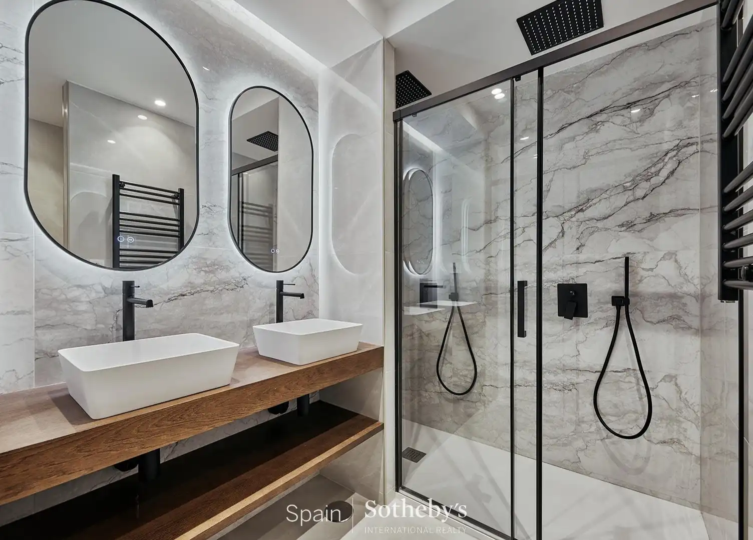 Bany de Apartament en venda en Madrid amb Aire condicionat, Calefacció i Terrassa