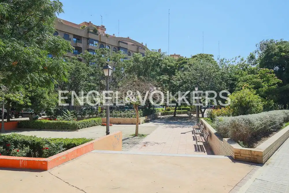 Vista exterior de Pis de lloguer en Valencia amb Aire condicionat, Calefacció i Moblat