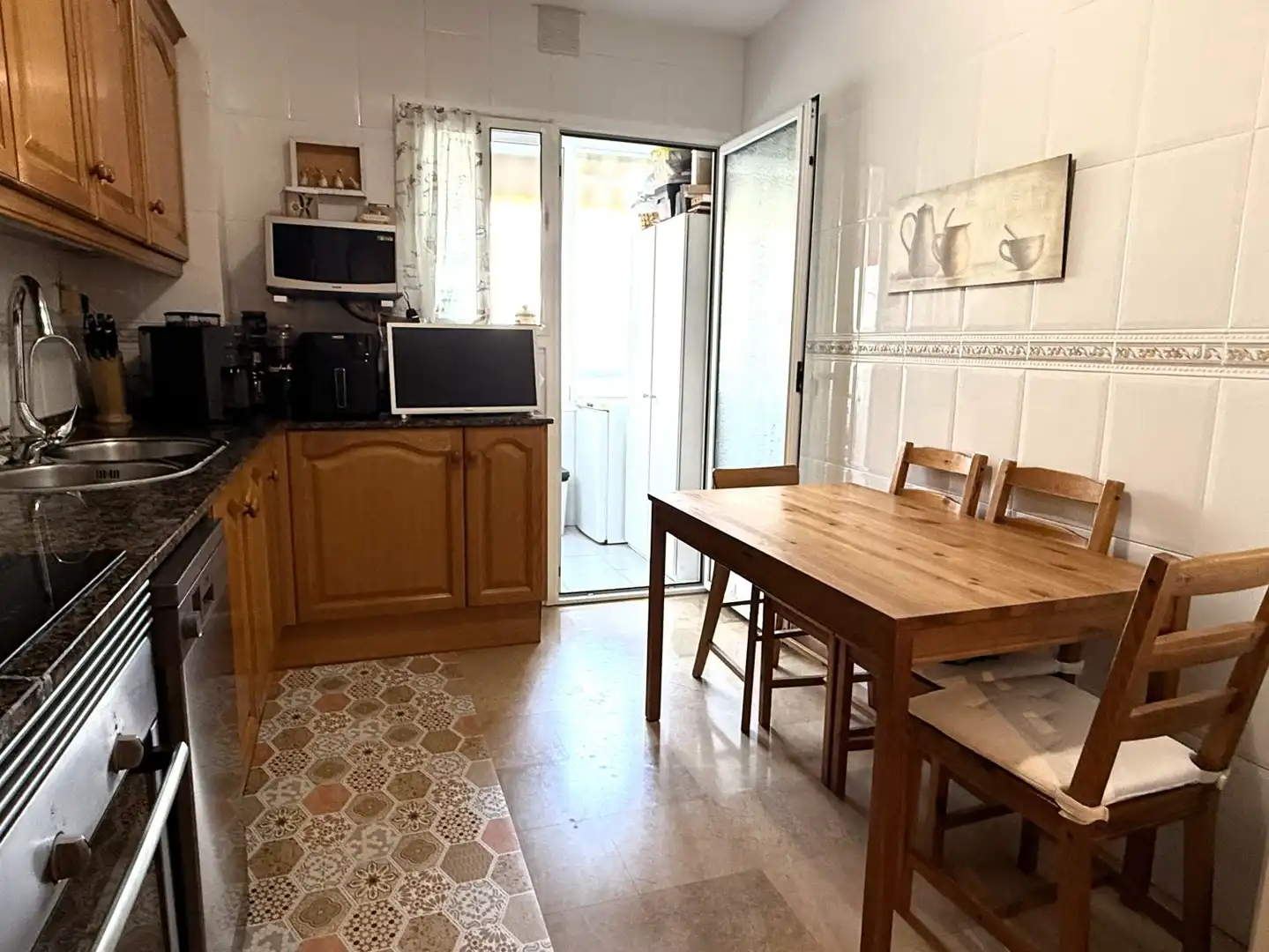 Cuina de Pis en venda en Sant Boi de Llobregat amb Aire condicionat, Calefacció i Terrassa
