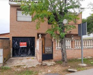 Vista exterior de Casa o xalet en venda en Valdeverdeja