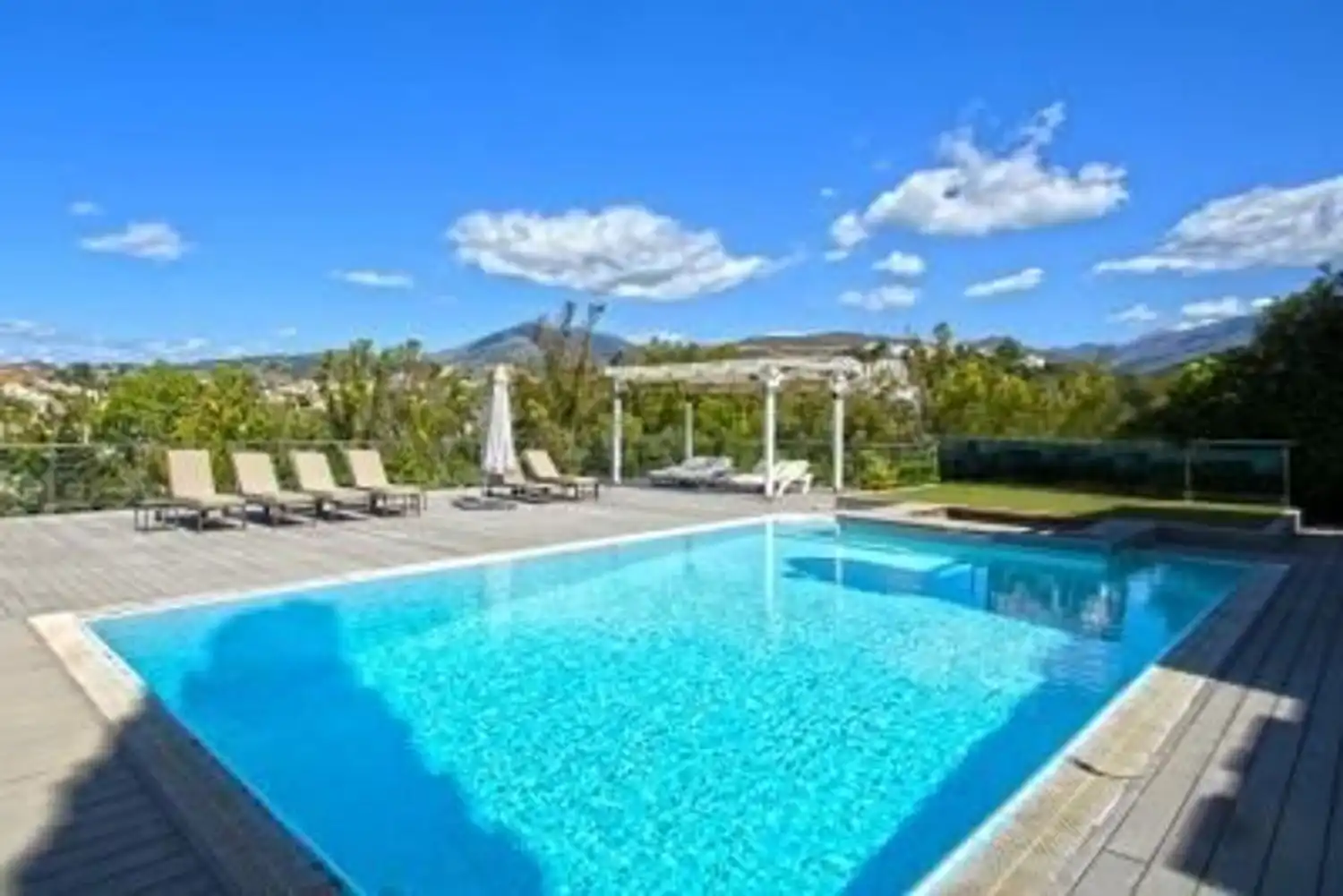 Villa con piscina in vendita a Marbella Centro, imagen 2