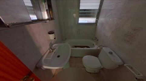 Foto 3 de Piso en venta en Calle Torres I Bages, Centre, Salt