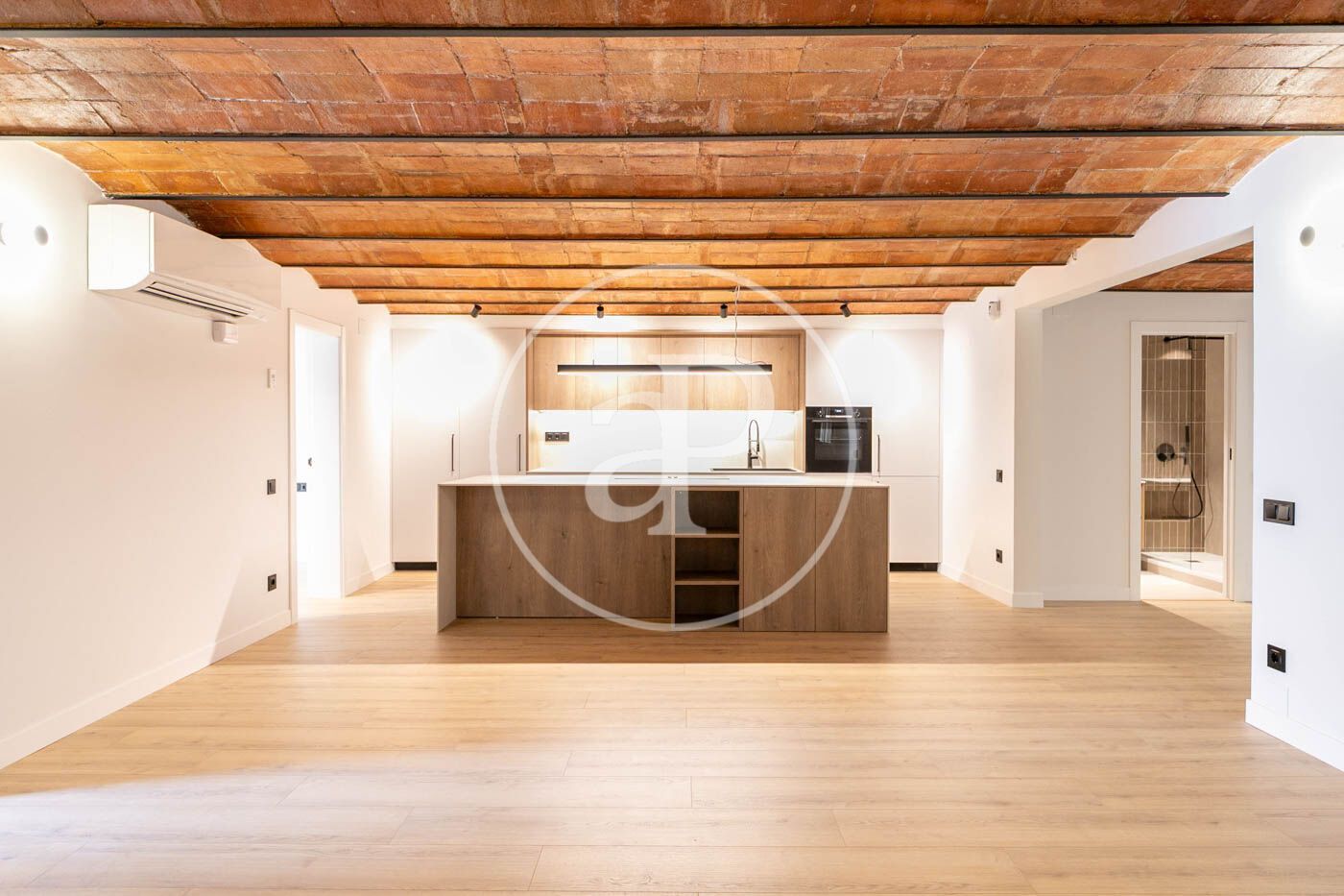 Flat for sale in Carrer de la Portaferrissa, Barri Gòtic
