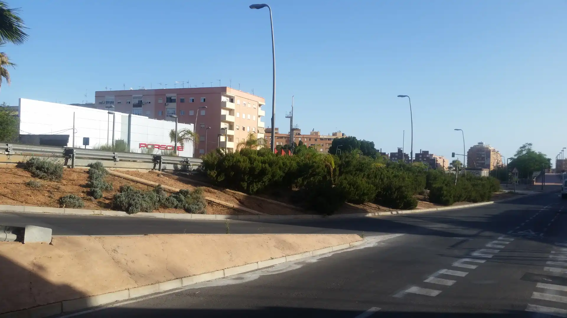 Vista exterior de Local en venda en Piedras Redondas - Torrecárdenas
