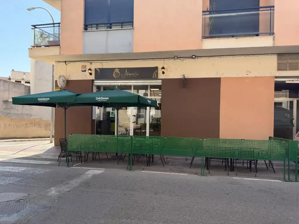 Business premises to rent in Calle Andernos Les Bains