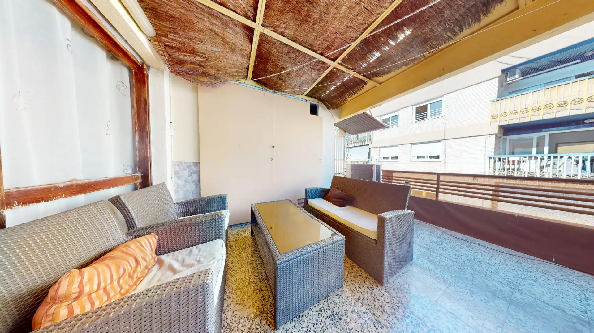 Terraza de Piso en venta en Sant Joan d'Alacant con Aire acondicionado, Terraza y Amueblado