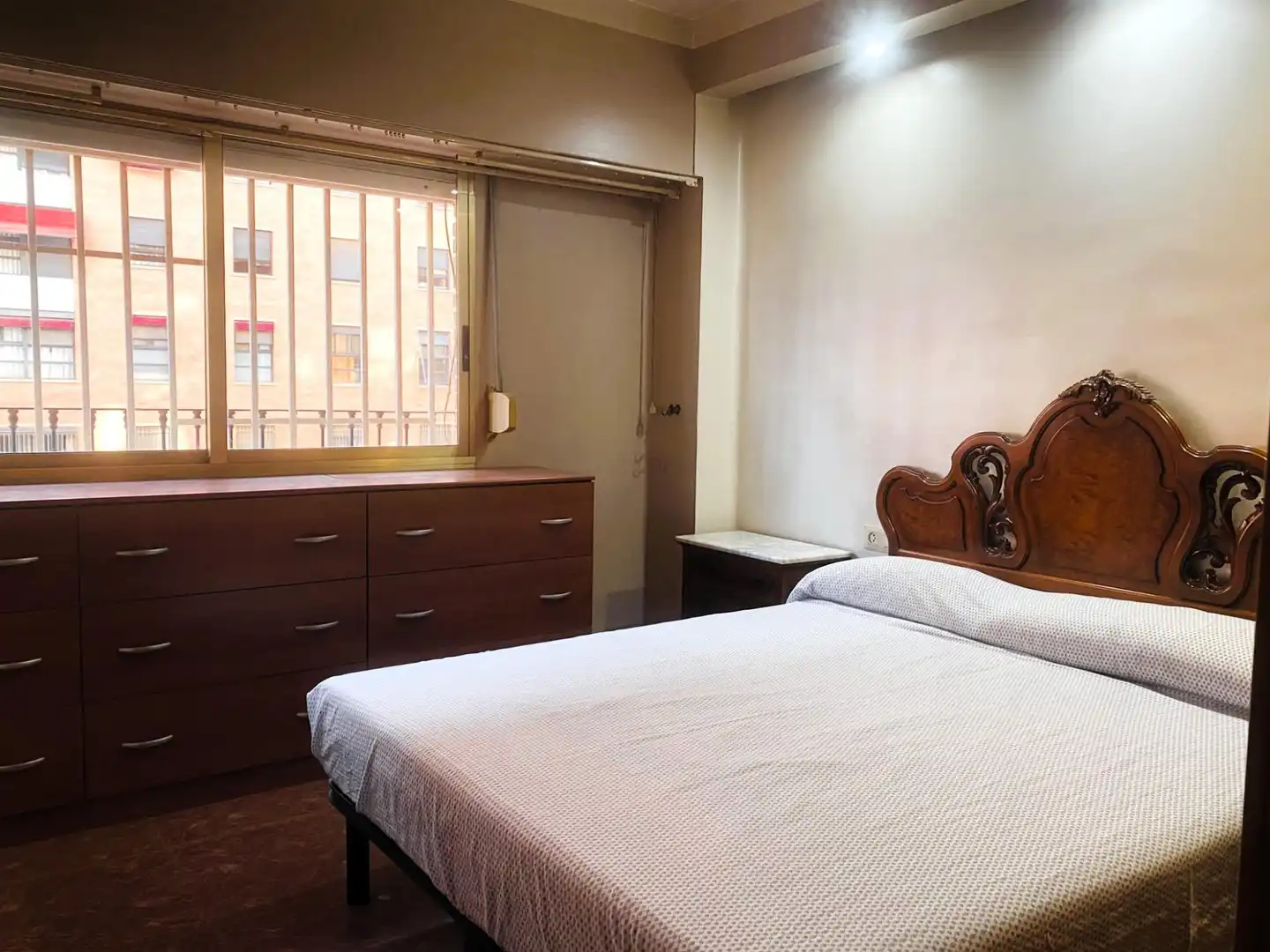 Habitación de Piso en venta en Valencia con Trastero y Balcón