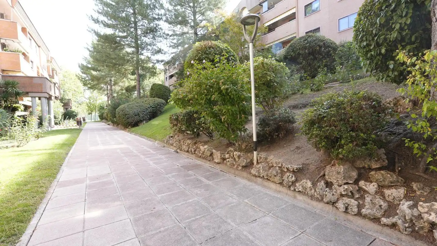 Piso con piscina en venta en Calle Volturno, imagen 31