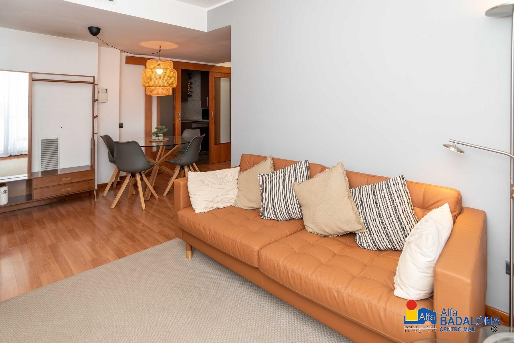 Living room of Attic for sale in Badalona  with Heating, Parquet flooring and Terrace