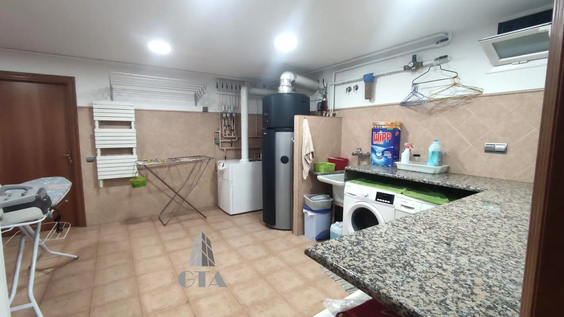 Kitchen of Houses for sale in Sant Cugat del Vallès  with Heating, Private garden and Terrace