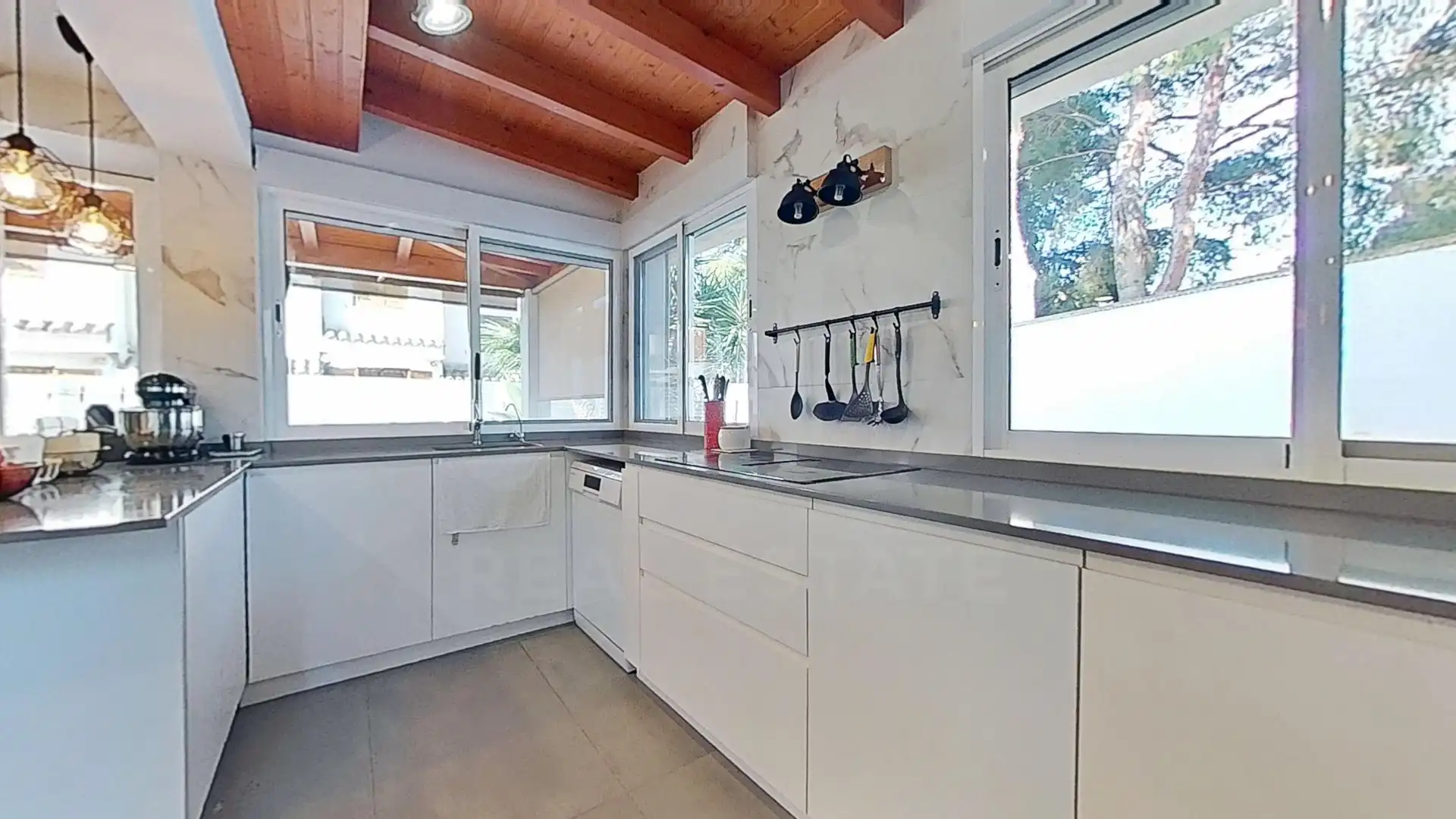 Cocina de Casa o chalet en venta en Benicasim / Benicàssim con Aire acondicionado, Calefacción y Terraza