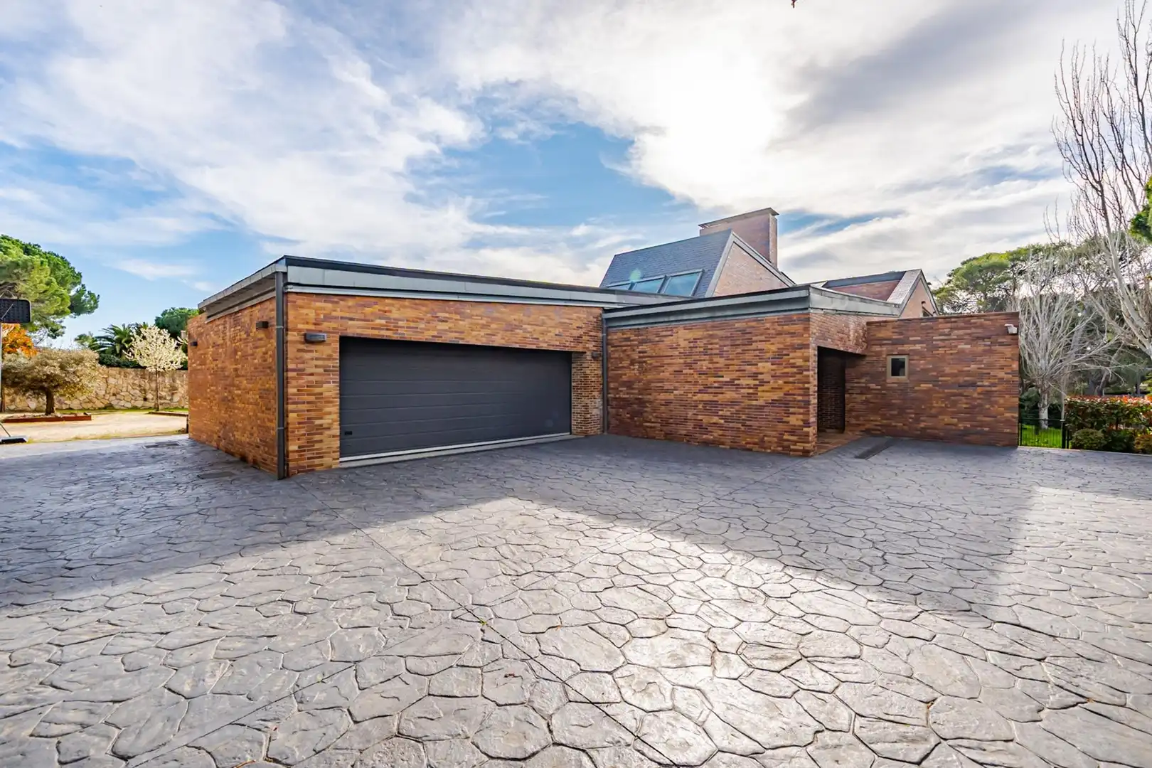 Exterior view of Houses for sale in Boadilla del Monte  with Air Conditioner, Heating and Private garden