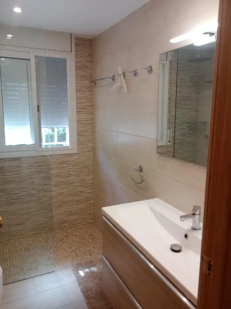 Baño de Planta baja en venta en Cambrils con Aire acondicionado, Jardín privado y Parquet