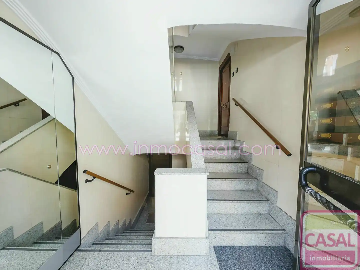 Piso en venta en Mieres (Asturias) con Calefacción, Trastero y Amueblado