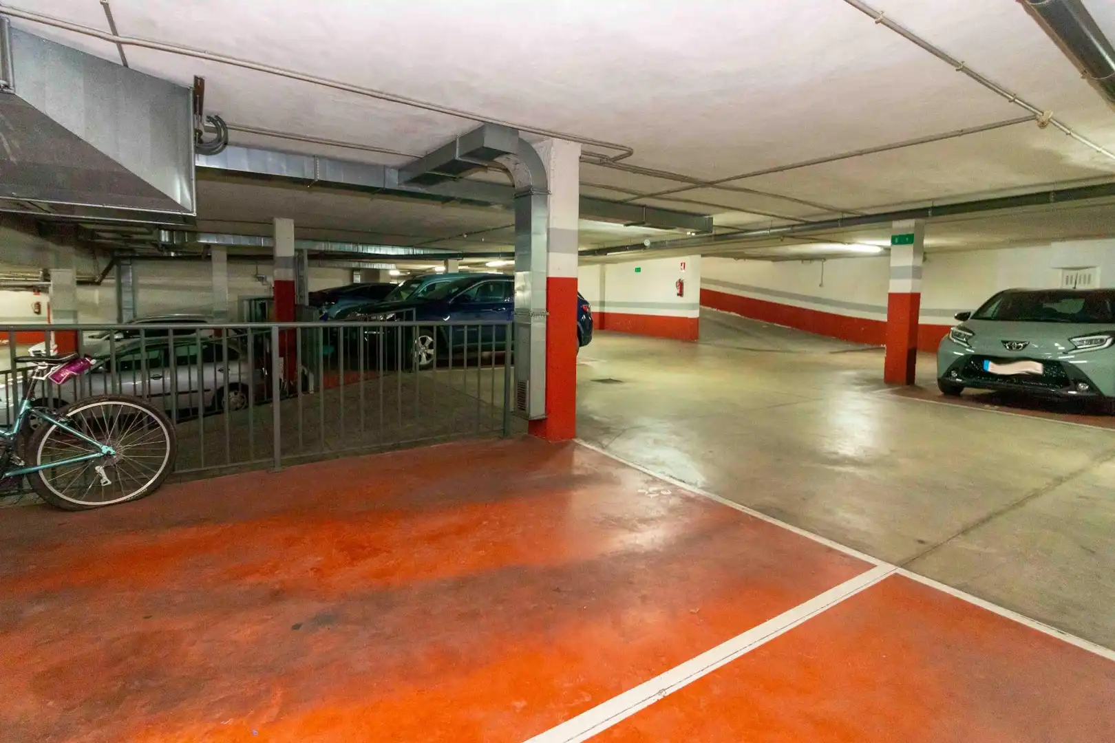 Aparcament de Dúplex en venda en Badajoz amb Aire condicionat, Terrassa i Traster