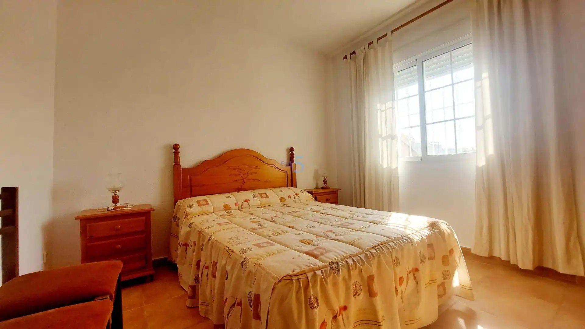 Dormitori de Casa adosada en venda en Los Alcázares amb Terrassa, Moblat i Balcó