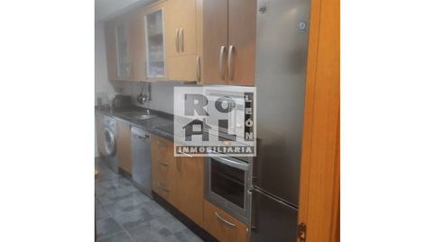 Foto 2 de Piso en venta en Calle Voluntariado de Protección Civil, Puente Castro, León Capital