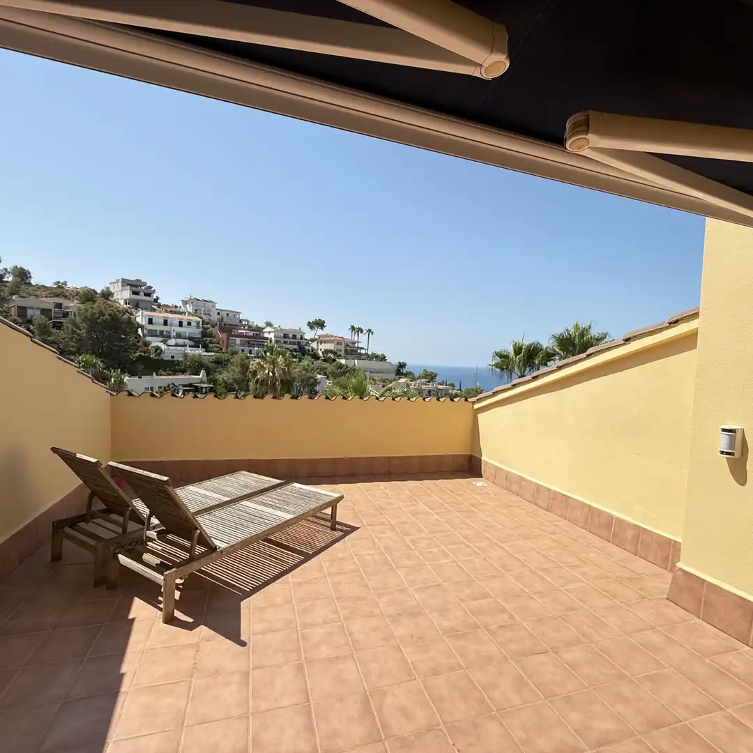 Terrassa de Casa adosada en venda en Sitges amb Calefacció, Jardí privat i Parquet