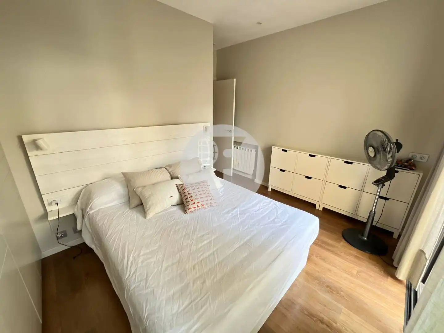 Casa aparellada amb terrassa en venda a Ponent, imagen 30
