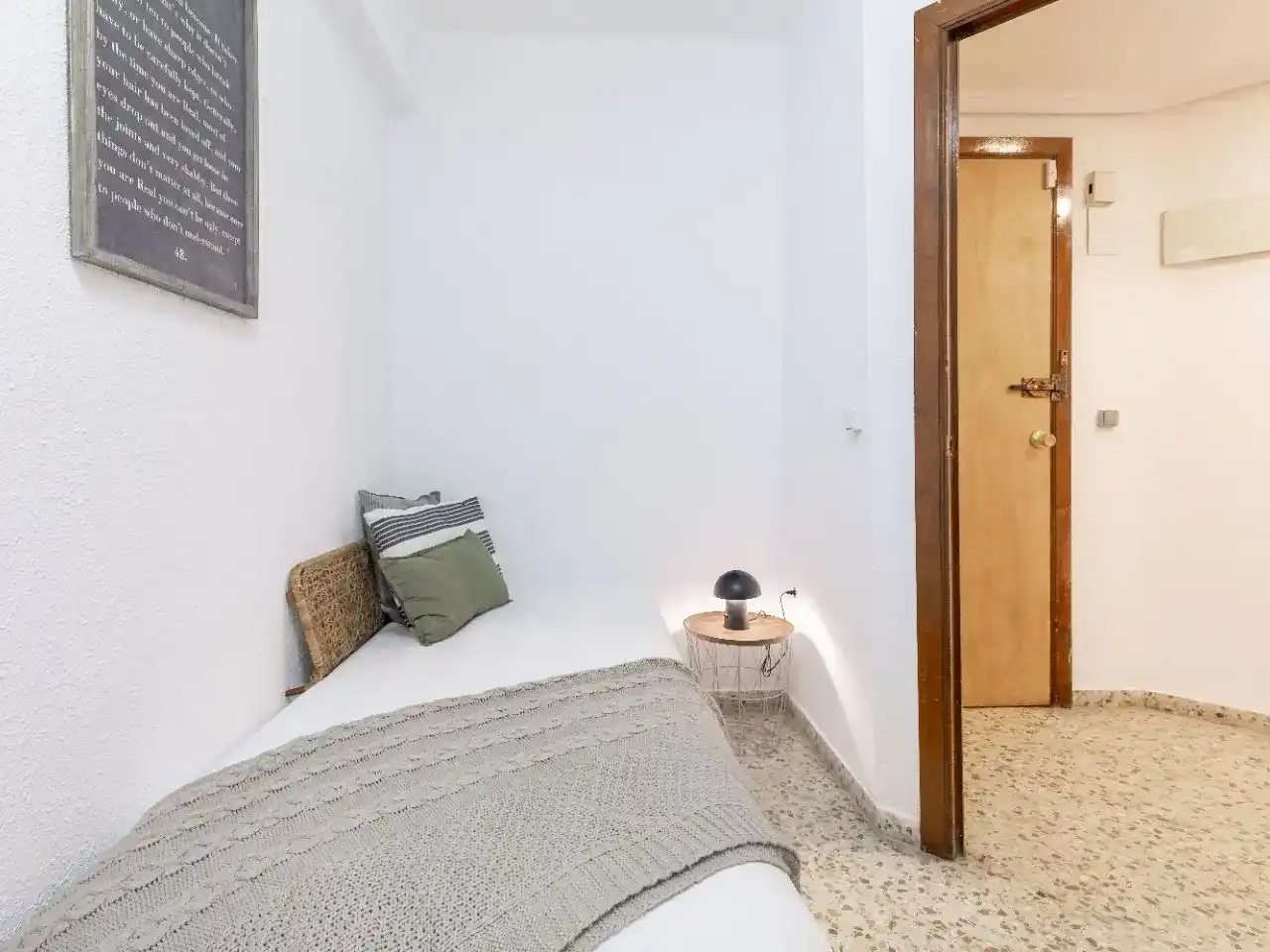 Schlafzimmer von Wohnung zum Verkauf in  Valencia Capital mit Balkon