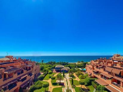 Exterior view of Apartment for sale in Estepona  with Air Conditioner and Terrace