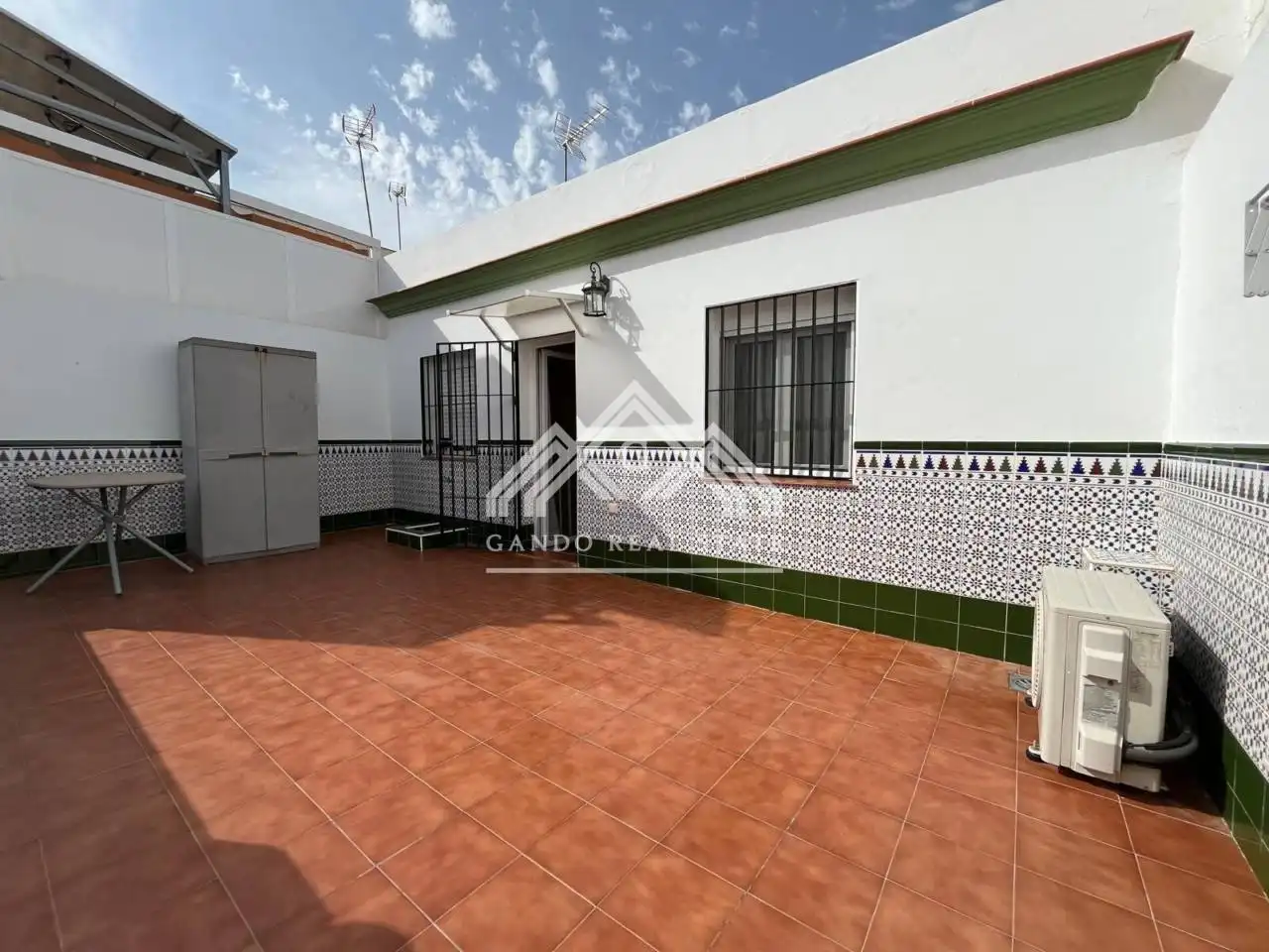 Jardí de Casa o xalet de lloguer en Dos Hermanas amb Aire condicionat