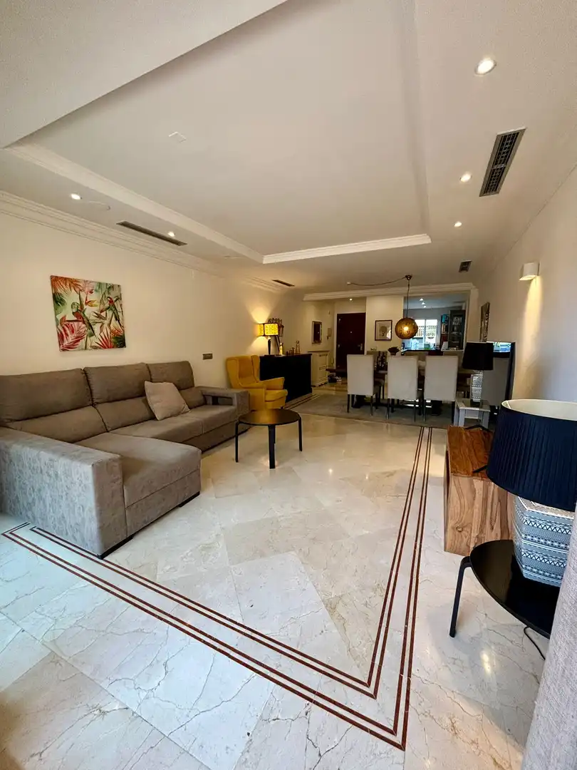 Planta baja de alquiler en NUEVA ANDALUCIA K, 19, Los Naranjos