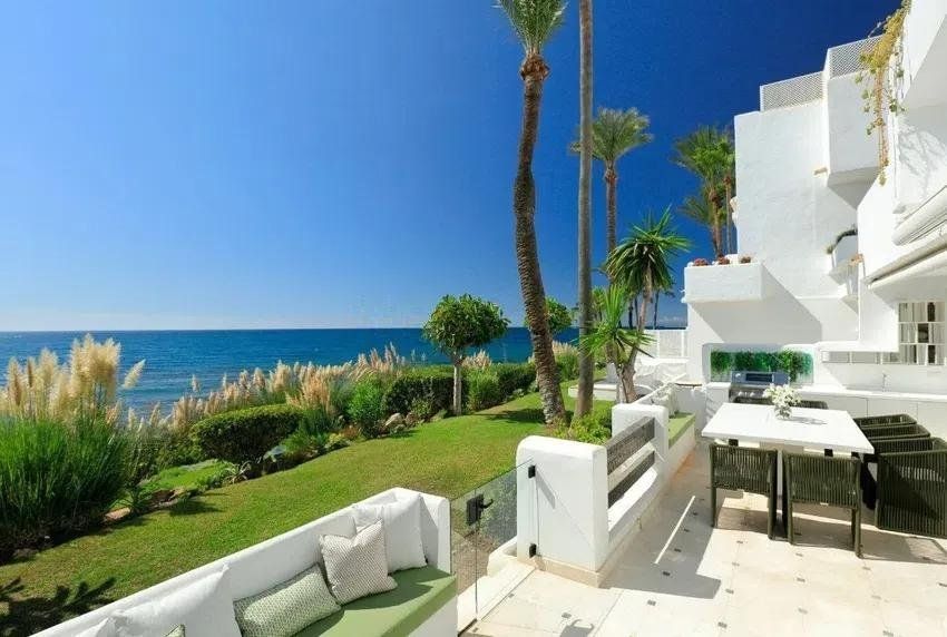 Jardí de Pis en venda en Marbella amb Jardí privat, Terrassa i Piscina