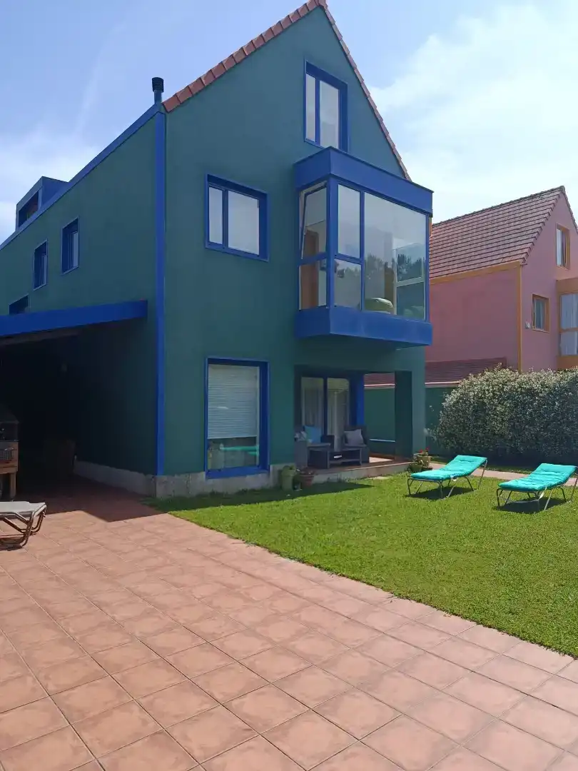 Vista exterior de Casa o xalet en venda en Sada (A Coruña)