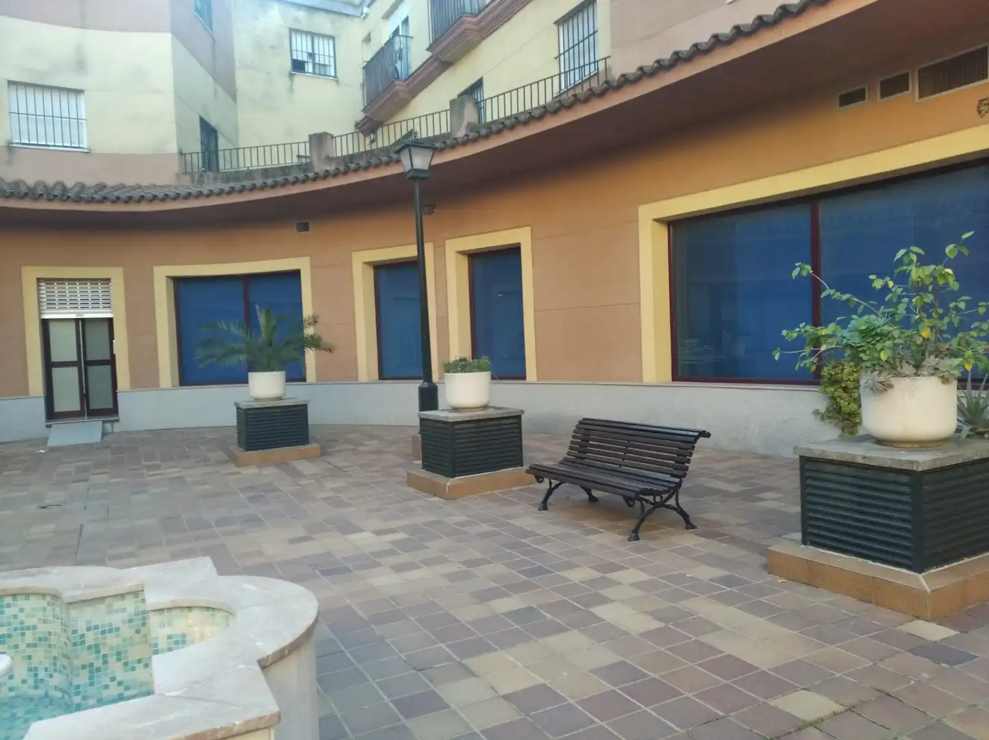 Terraza de Local en venta en La Rinconada