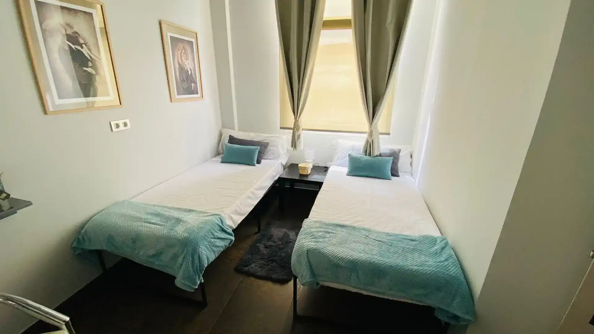 Schlafzimmer von Erdgeschoss zur Miete in Lekeitio mit Klimaanlage und Möbliert