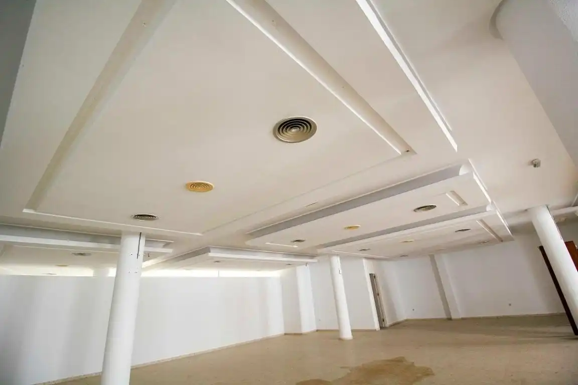 Office for sale in Rota