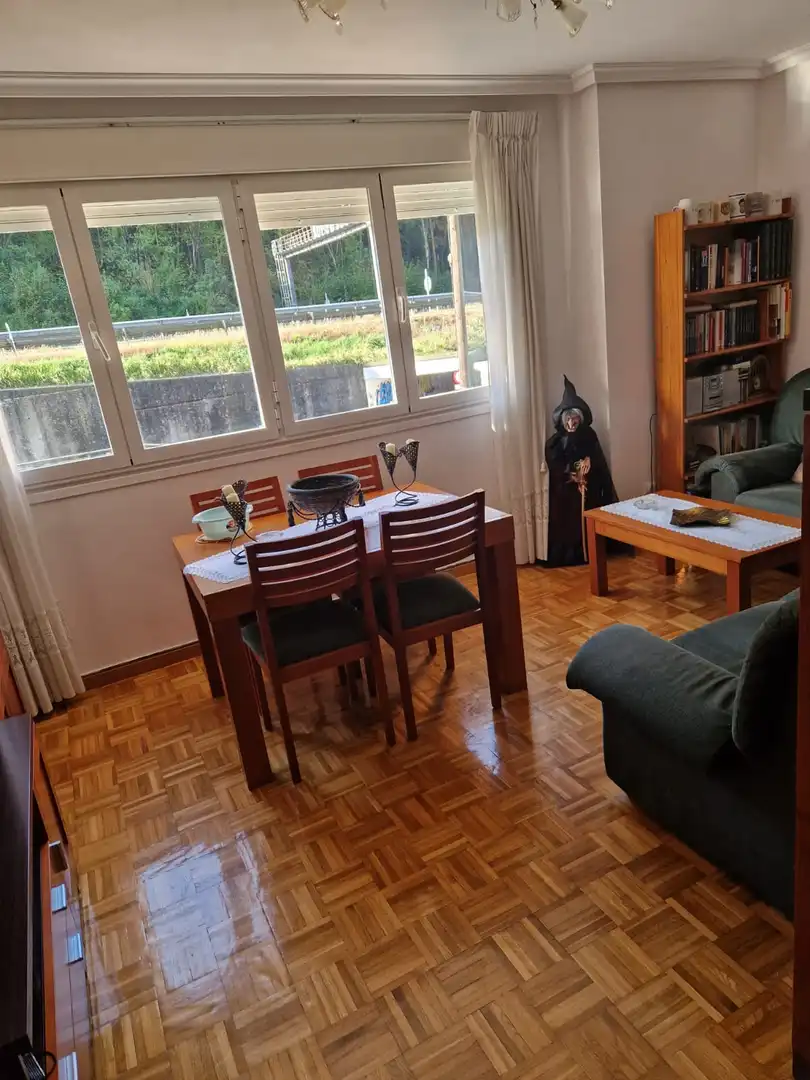 Dining room of Flat for sale in Oviedo   with Heating, Parquet flooring and Terrace