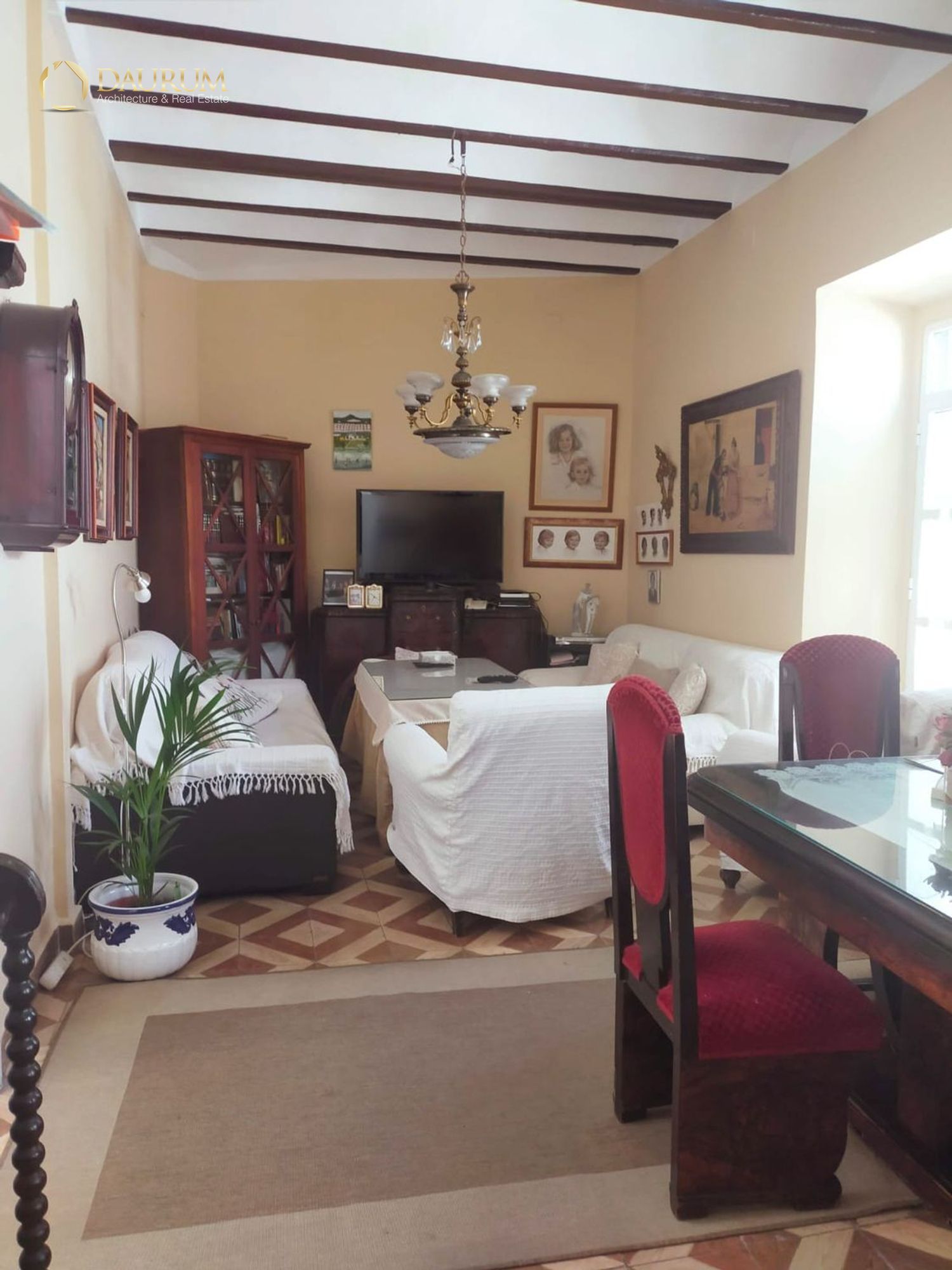 Sala d'estar de Pis en venda en  Sevilla Capital amb Aire condicionat i Terrassa