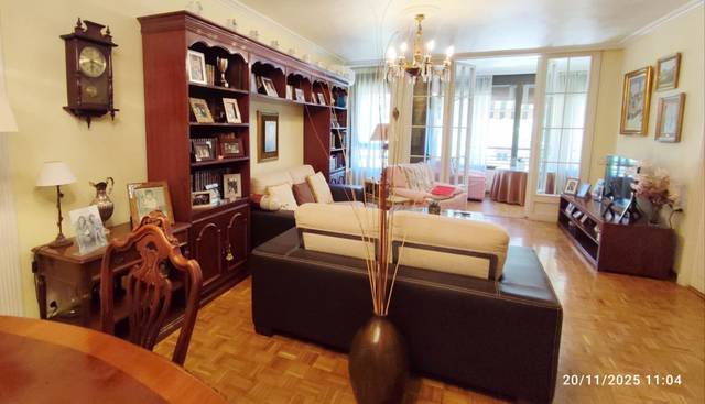 Piso en Venta en Ensanche - Diputación