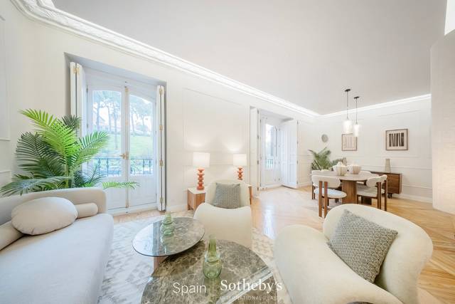 Apartamento en Venta en Calle del Dr. Velasco en Jerónimos